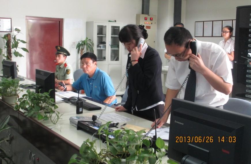 伟德国际官网亦庄园区2013年消防疏散演习圆满成功1.jpg